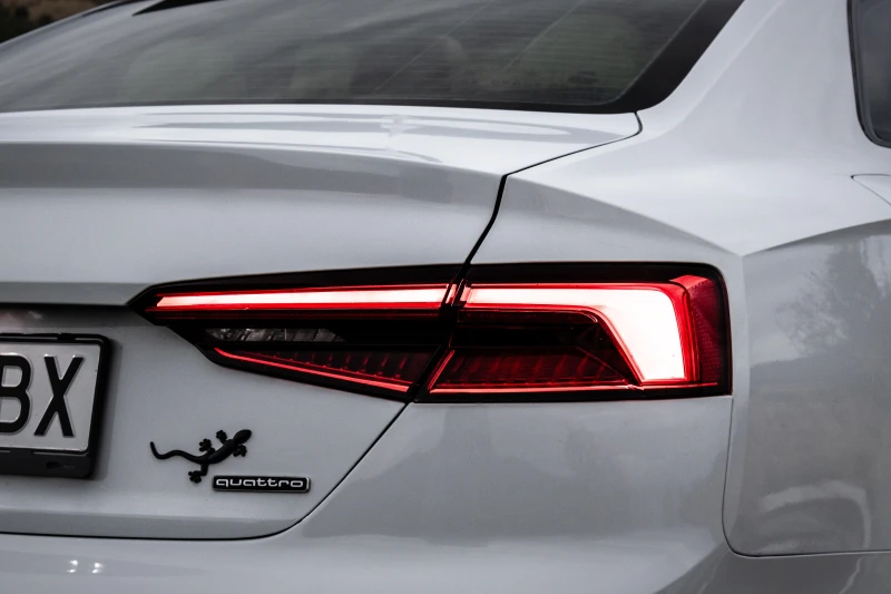 Audi A5, снимка 5 - Автомобили и джипове - 52658265