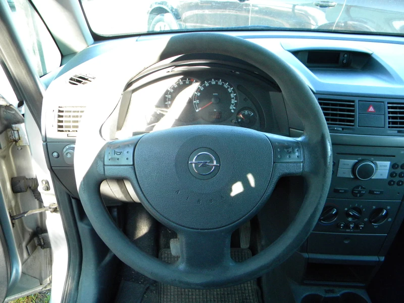 Opel Corsa 1.4* FACE LIFT* EURO4, снимка 16 - Автомобили и джипове - 52926565