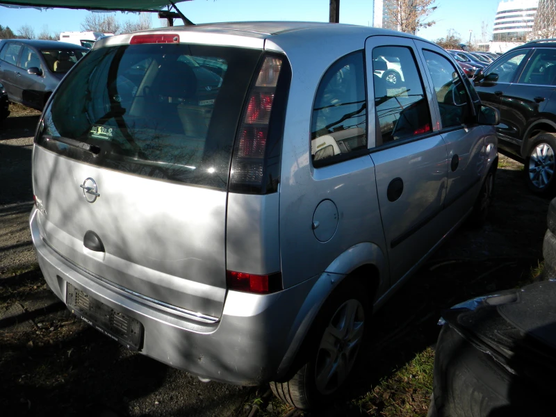 Opel Corsa 1.4* FACE LIFT* EURO4, снимка 6 - Автомобили и джипове - 52926565