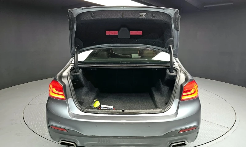 BMW 530 5 Series (G30) 530I M Sports Plus , снимка 17 - Автомобили и джипове - 53001050
