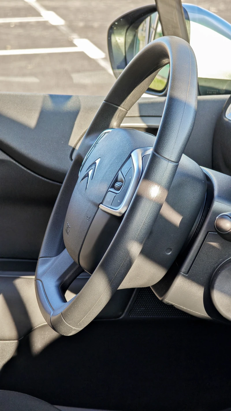 Citroen C4 1.6 HDi, снимка 12 - Автомобили и джипове - 53036071