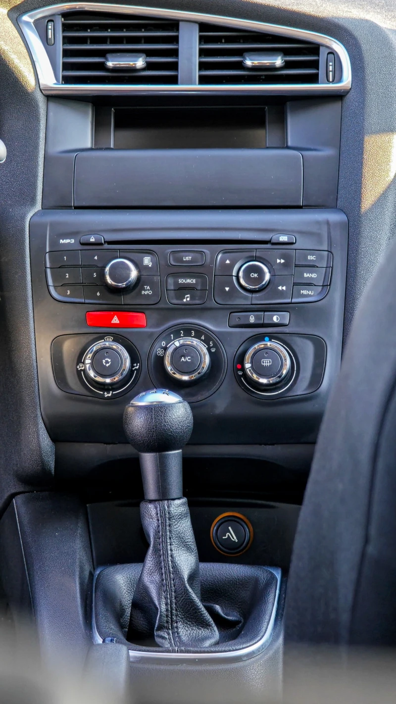 Citroen C4 1.6 HDi, снимка 9 - Автомобили и джипове - 53036071