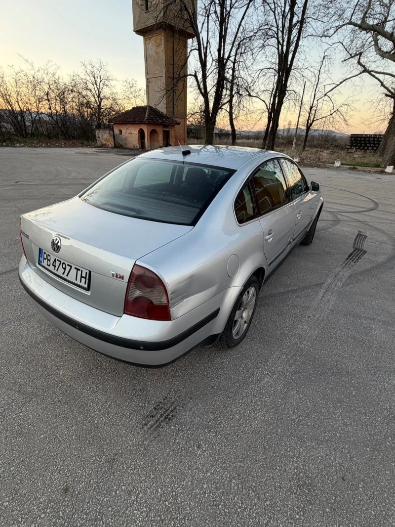 VW Passat, снимка 6 - Автомобили и джипове - 53166240
