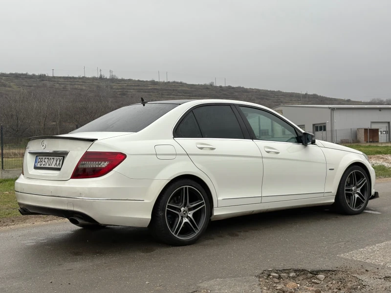 Mercedes-Benz C 350 Mercedes C350 Facelift | 265+ к.с| Distronic PLUS, снимка 4 - Автомобили и джипове - 53304723