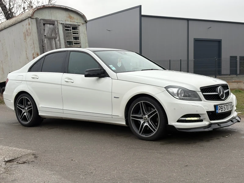 Mercedes-Benz C 350 Mercedes C350 Facelift | 265+ к.с| Distronic PLUS, снимка 3 - Автомобили и джипове - 53304723