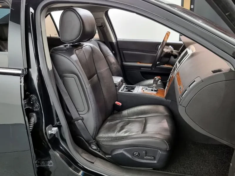 Cadillac STS 3.6 AWD, снимка 12 - Автомобили и джипове - 54462391