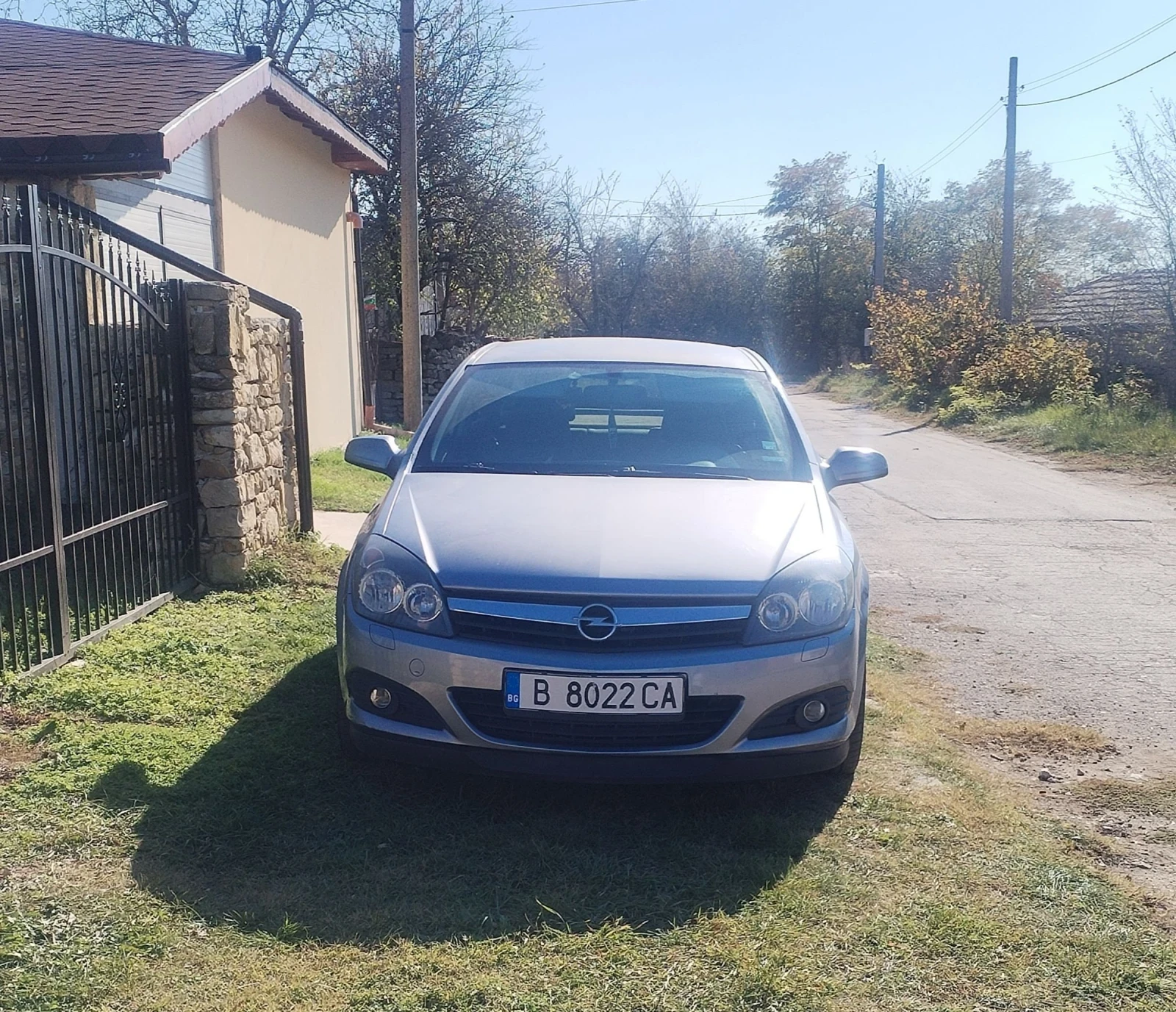 Opel Astra 1, 7 cdti 101hp, снимка 1