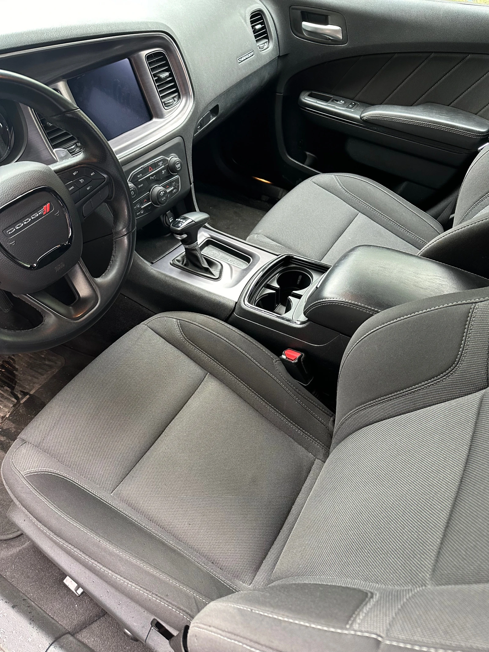 Dodge Charger 5.7 RT - изображение 10