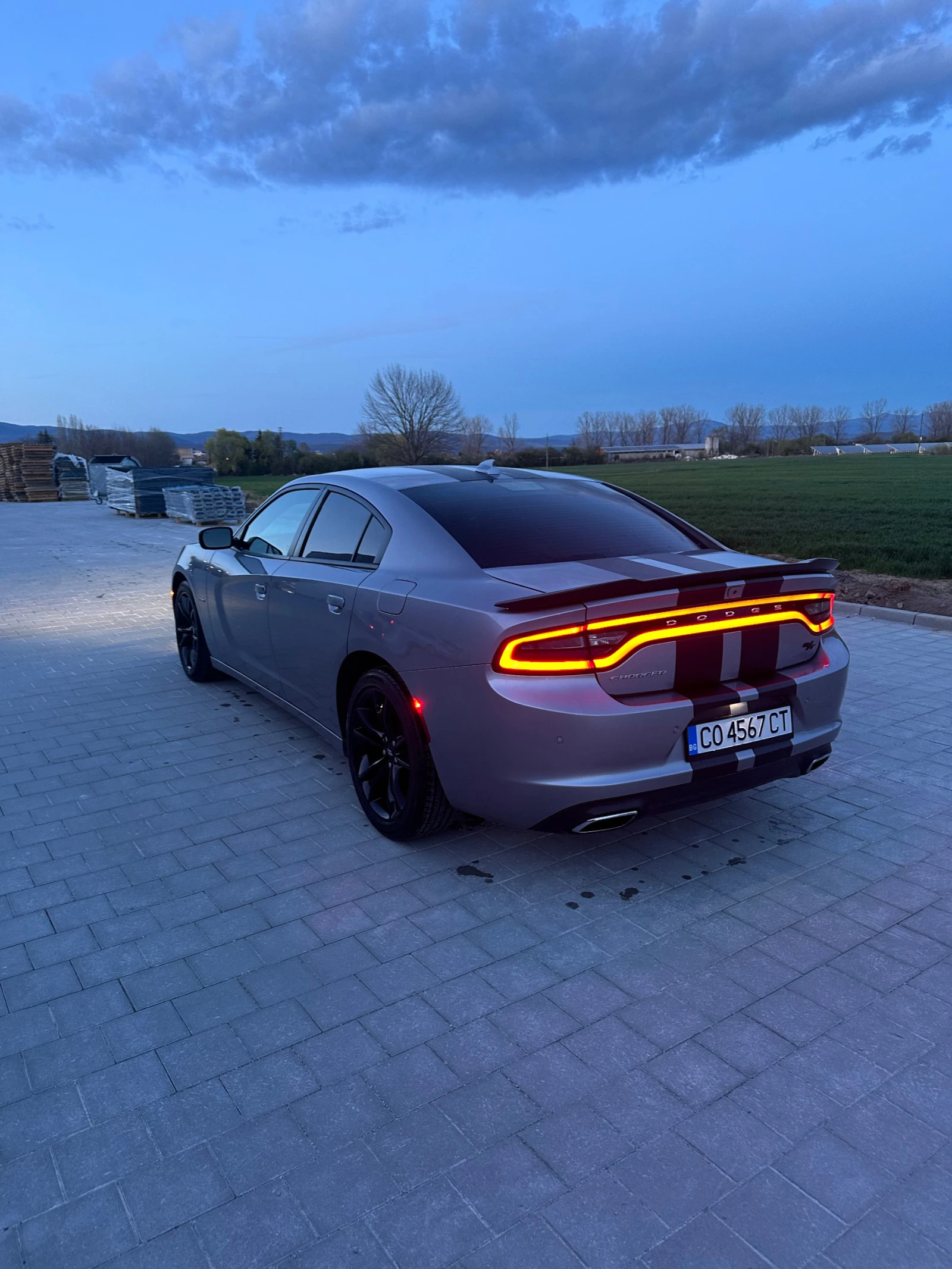 Dodge Charger 5.7 RT - изображение 6