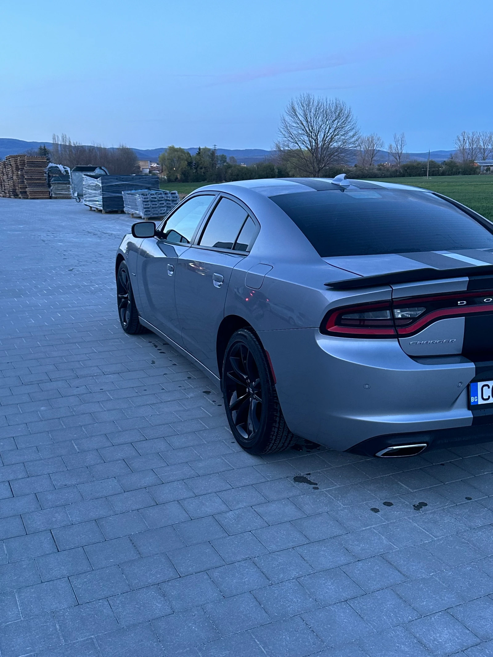 Dodge Charger 5.7 RT - изображение 10