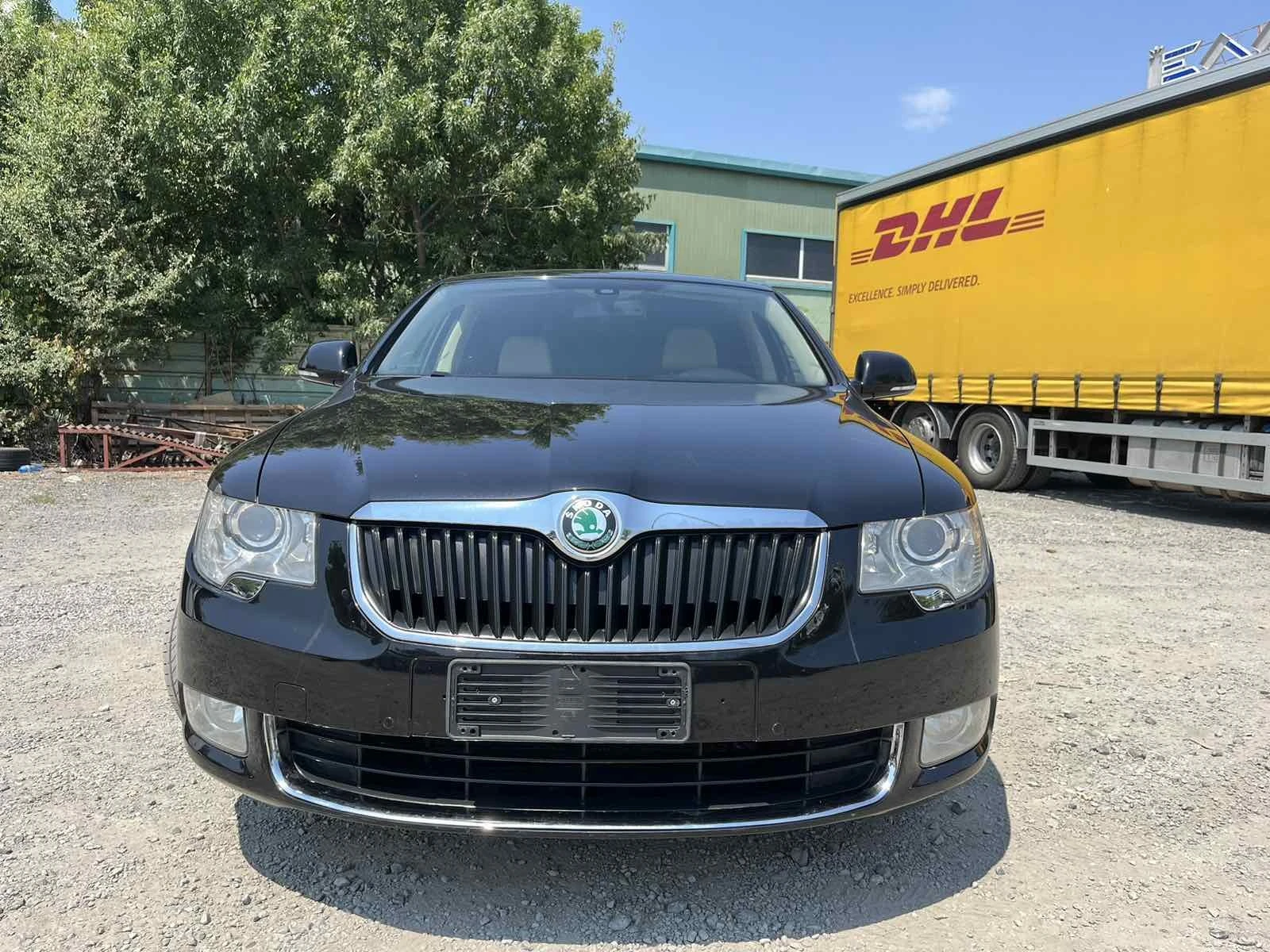 Skoda Superb 2.0 TDI - изображение 2