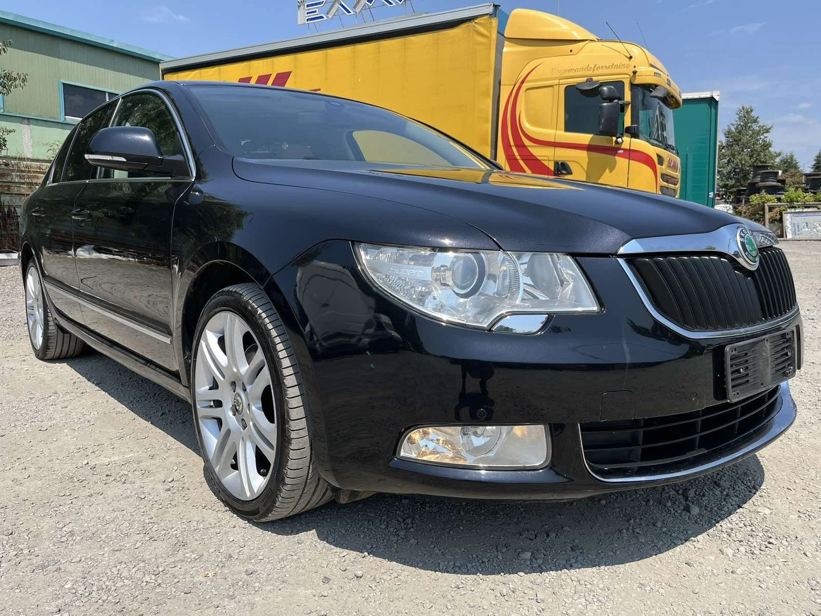 Skoda Superb 2.0 TDI - изображение 3