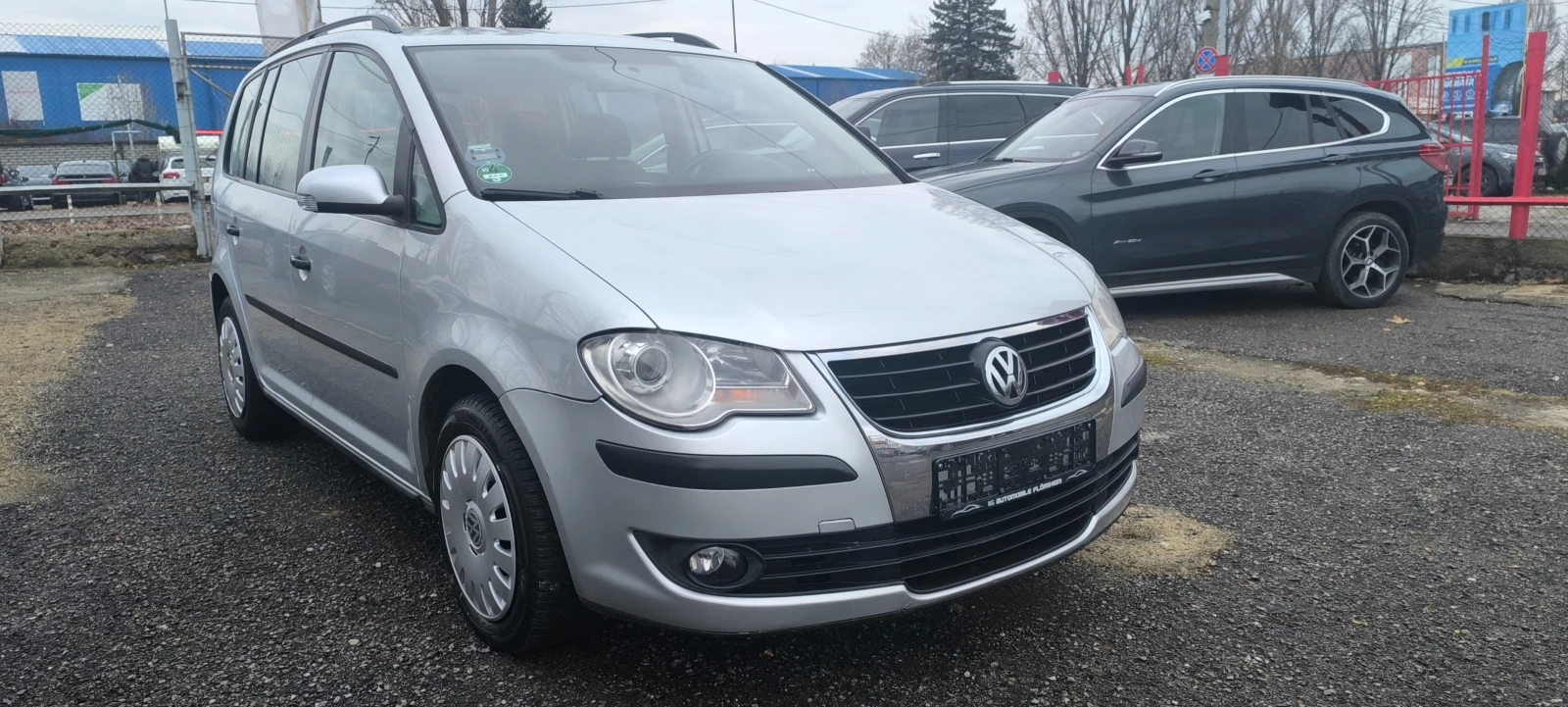 VW Touran 1.9-105-6ск - изображение 7