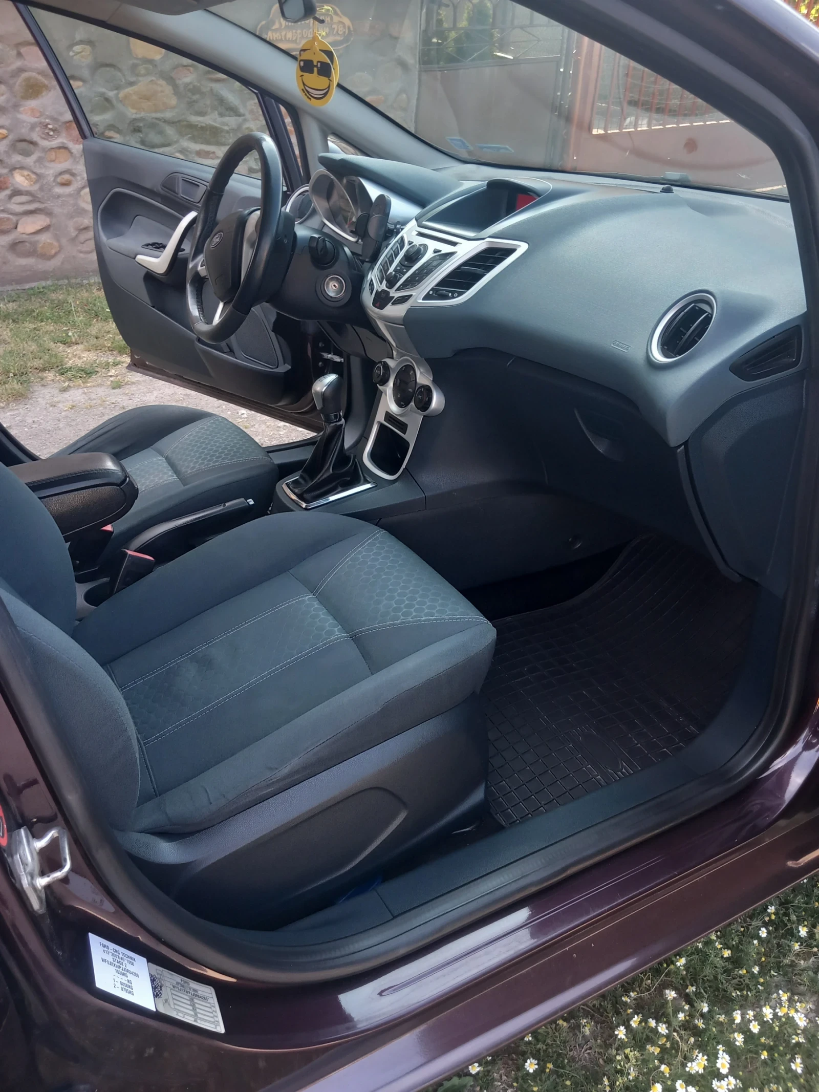 Ford Fiesta 1.4 GAS  - изображение 9