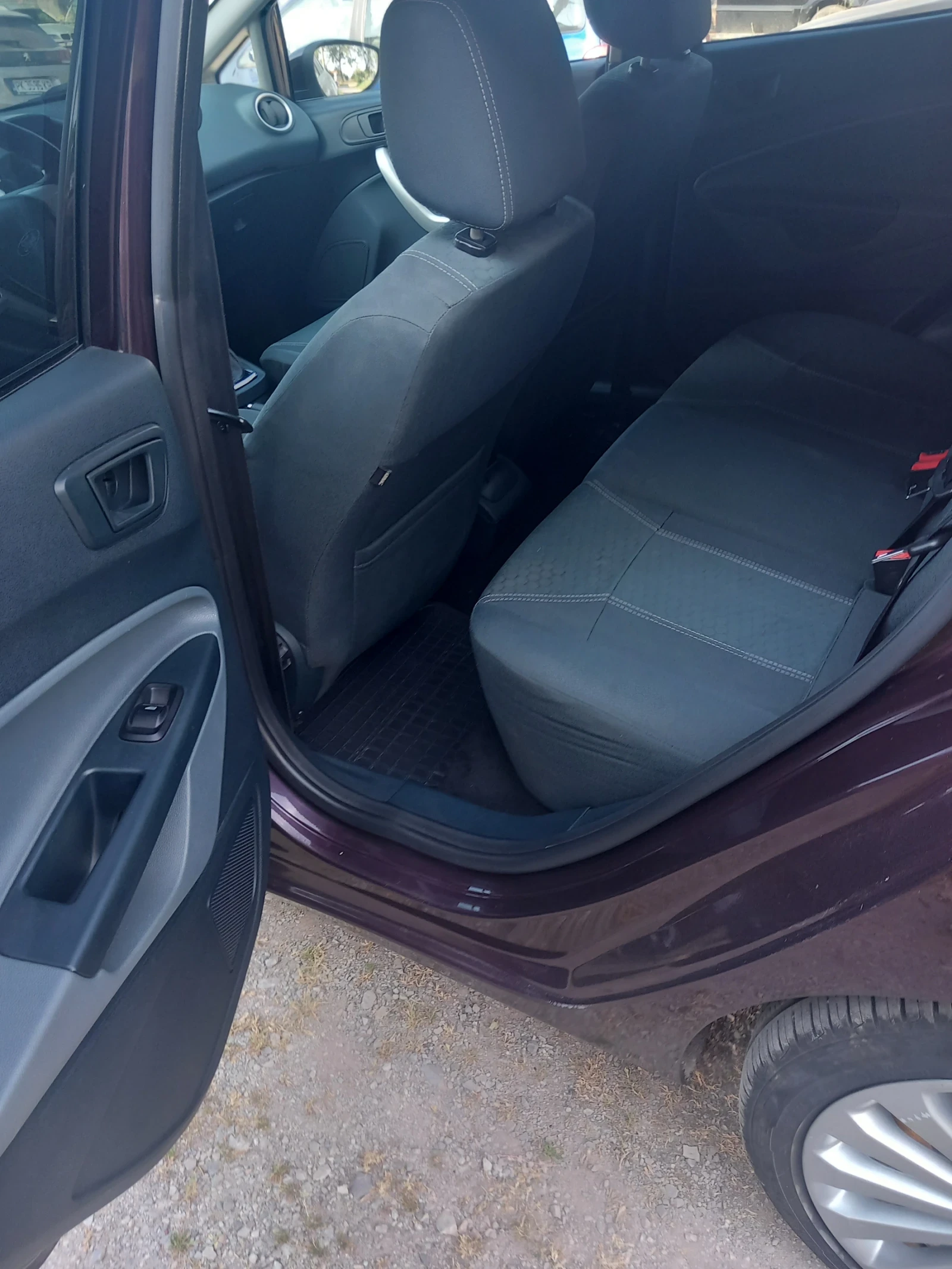 Ford Fiesta 1.4 GAS  - изображение 7