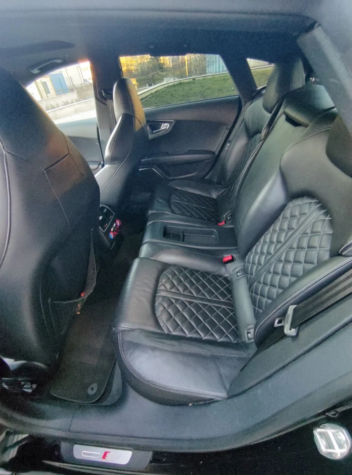 Audi S7 TFSi V8 quatro  - изображение 9