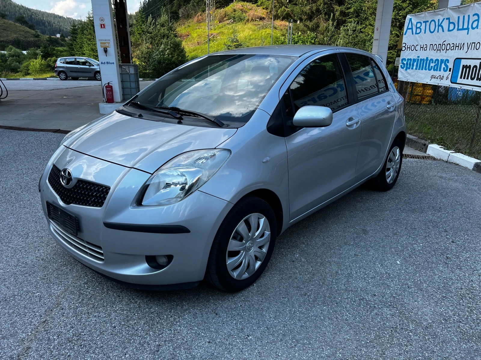 Toyota Yaris 1.3VVT-i* ИТАЛИЯ* РЕАЛНИ КМ* Bluetooth* 9 Airbag-a - изображение 5