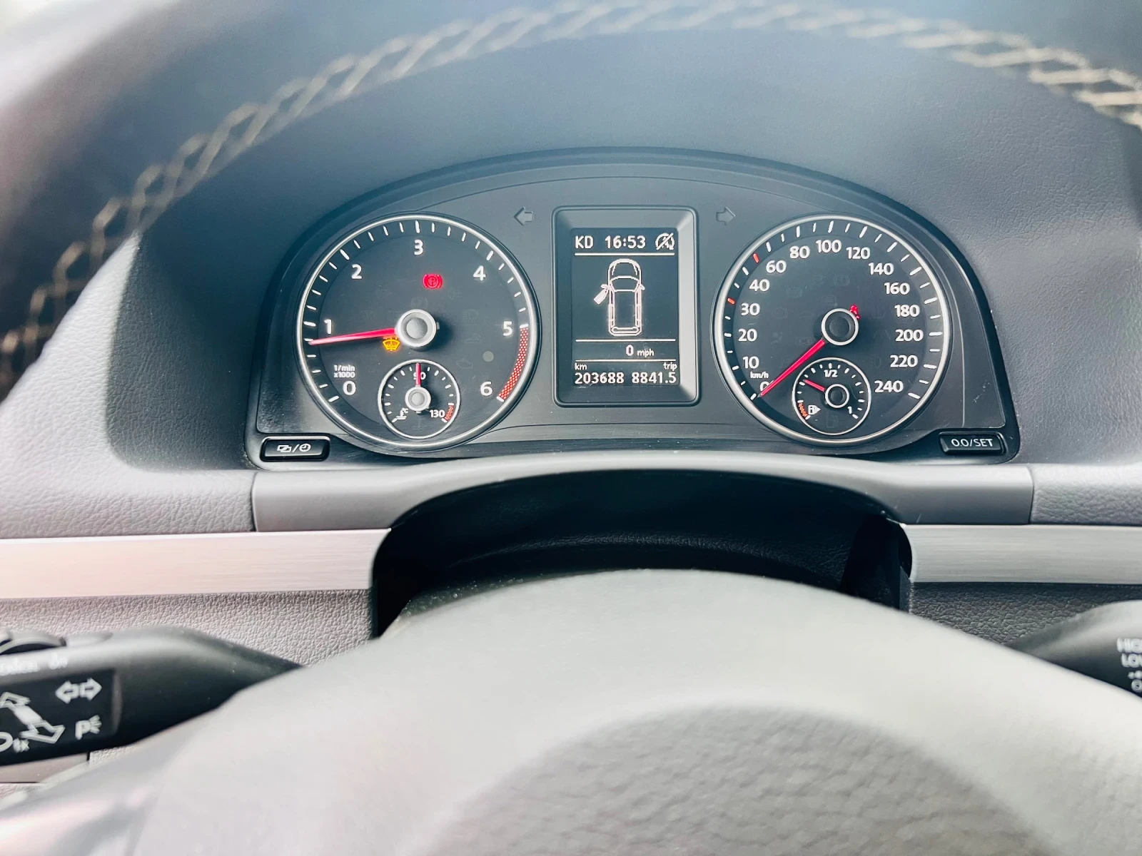 VW Touran 1.6 TDI 105 | Mobile.bg   17