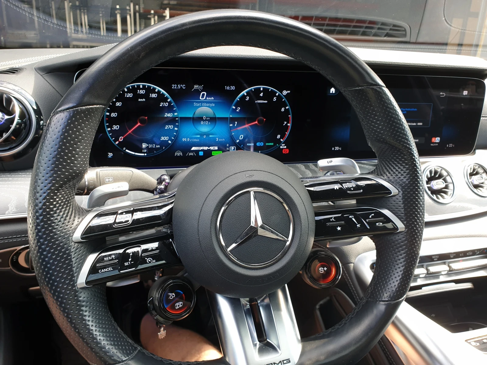 Mercedes-Benz GT 53 AMG - изображение 9