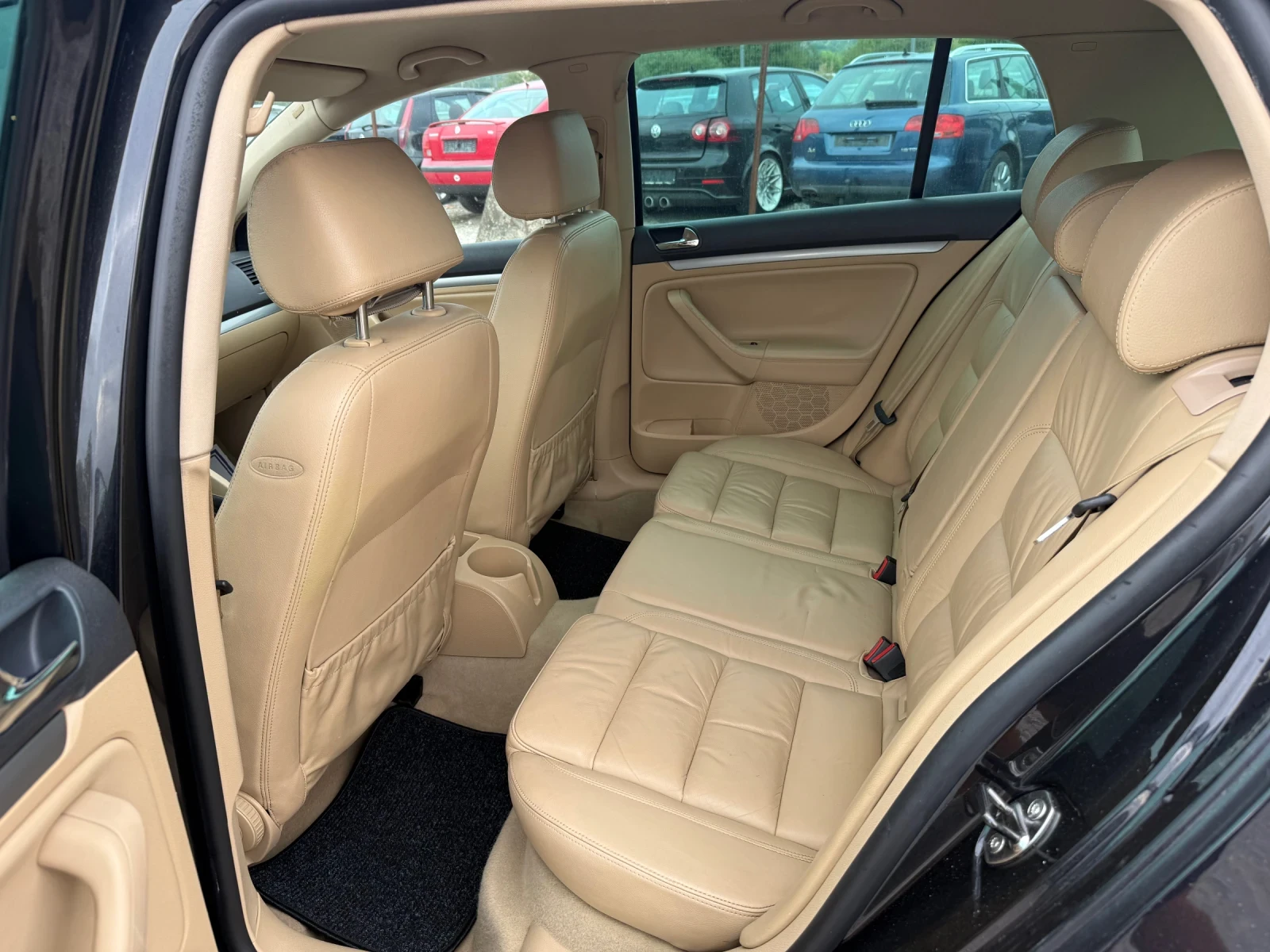 VW Golf 1.9TDI-105PS-КЛИМАТРОНИК | Mobile.bg — изображение 11