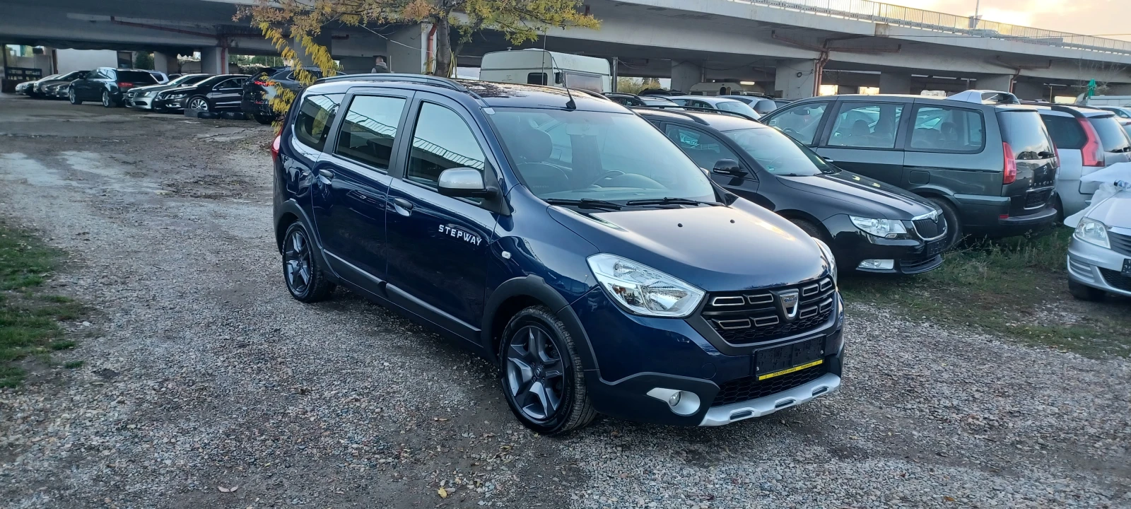 Dacia Lodgy 7 места ///ТОП///Euro 6 | Mobile.bg — изображение 2