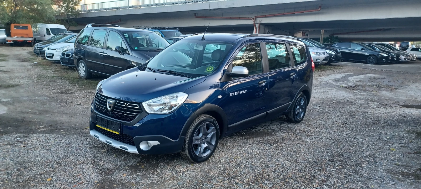 Dacia Lodgy 7 места ///ТОП///Euro 6 | Mobile.bg — изображение 1