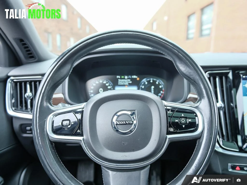 Volvo S90 T5 AWD / Momentum / PANO - изображение 10