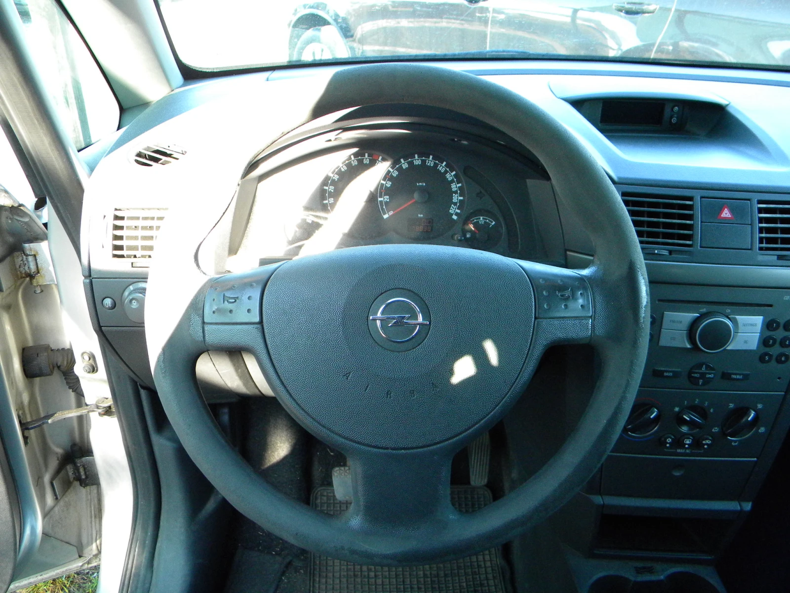 Opel Corsa 1.4* FACE LIFT* EURO4 | Mobile.bg � ����������� 16