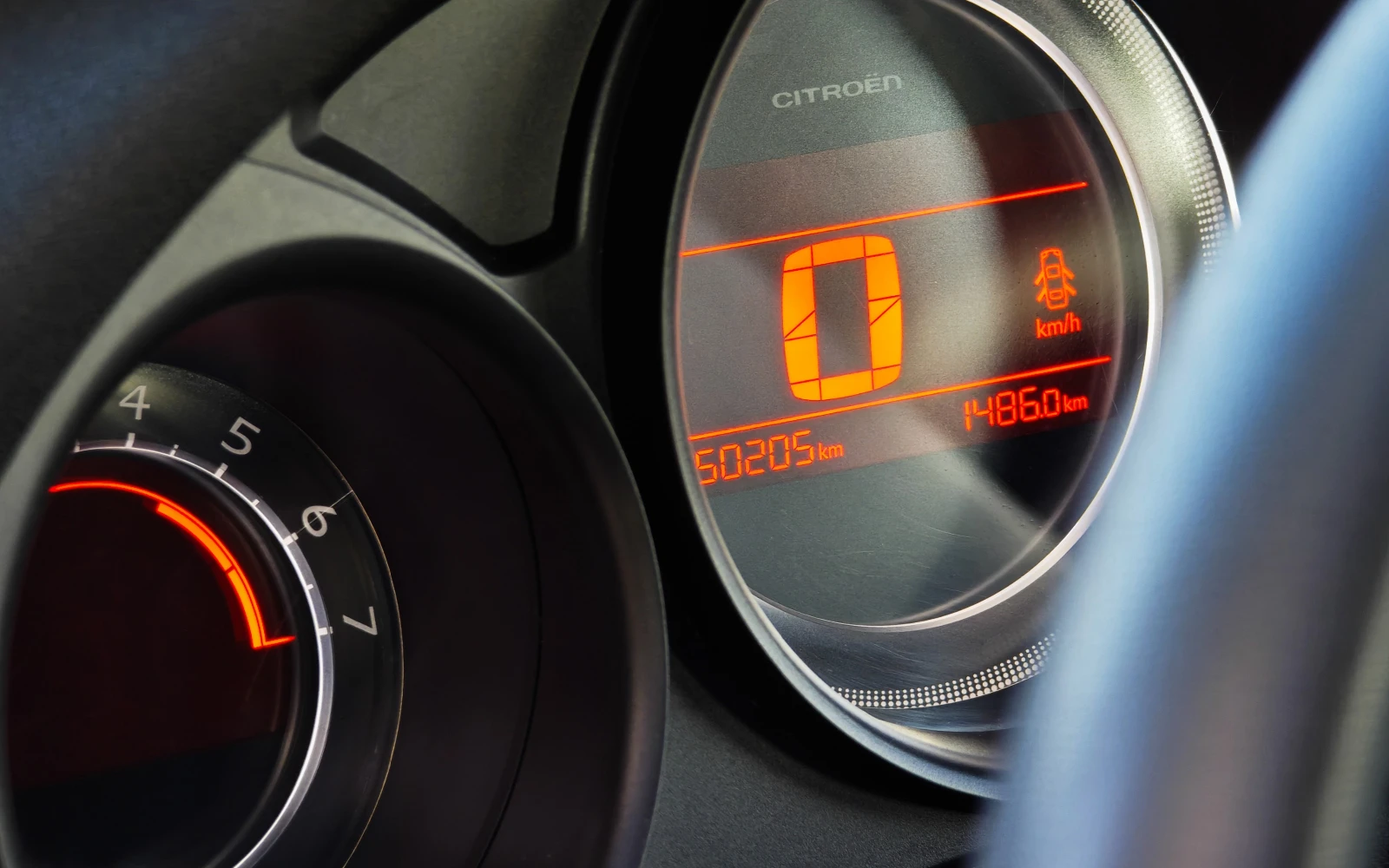 Citroen C4 1.6 HDi - изображение 10