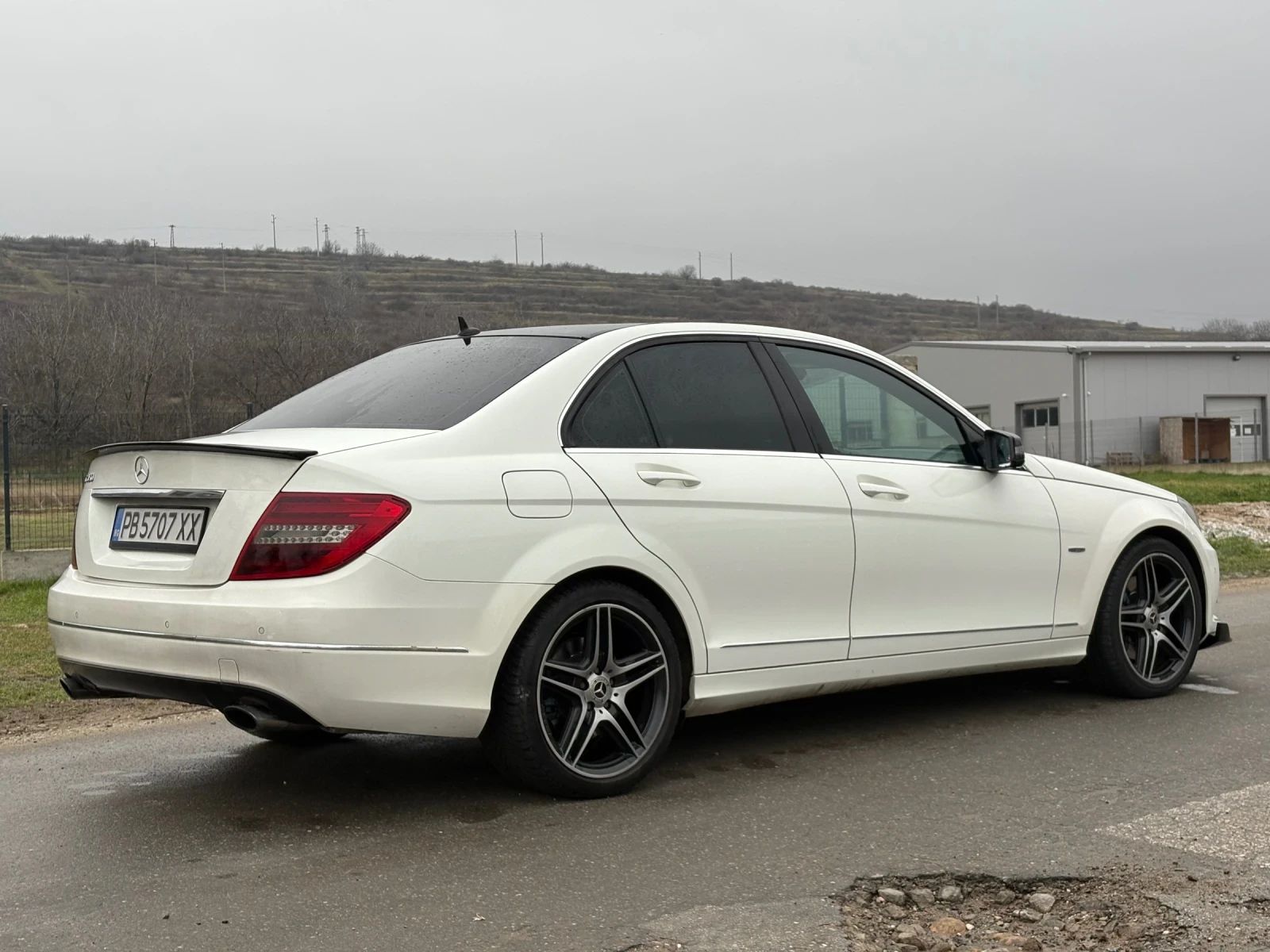 Mercedes-Benz C 350 Mercedes C350 Facelift | 265+ к.с| Distronic PLUS - изображение 4