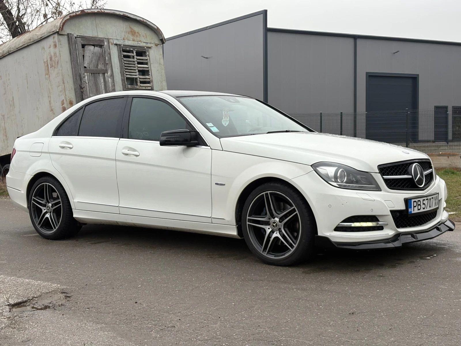 Mercedes-Benz C 350 Mercedes C350 Facelift | 265+ к.с| Distronic PLUS - изображение 3