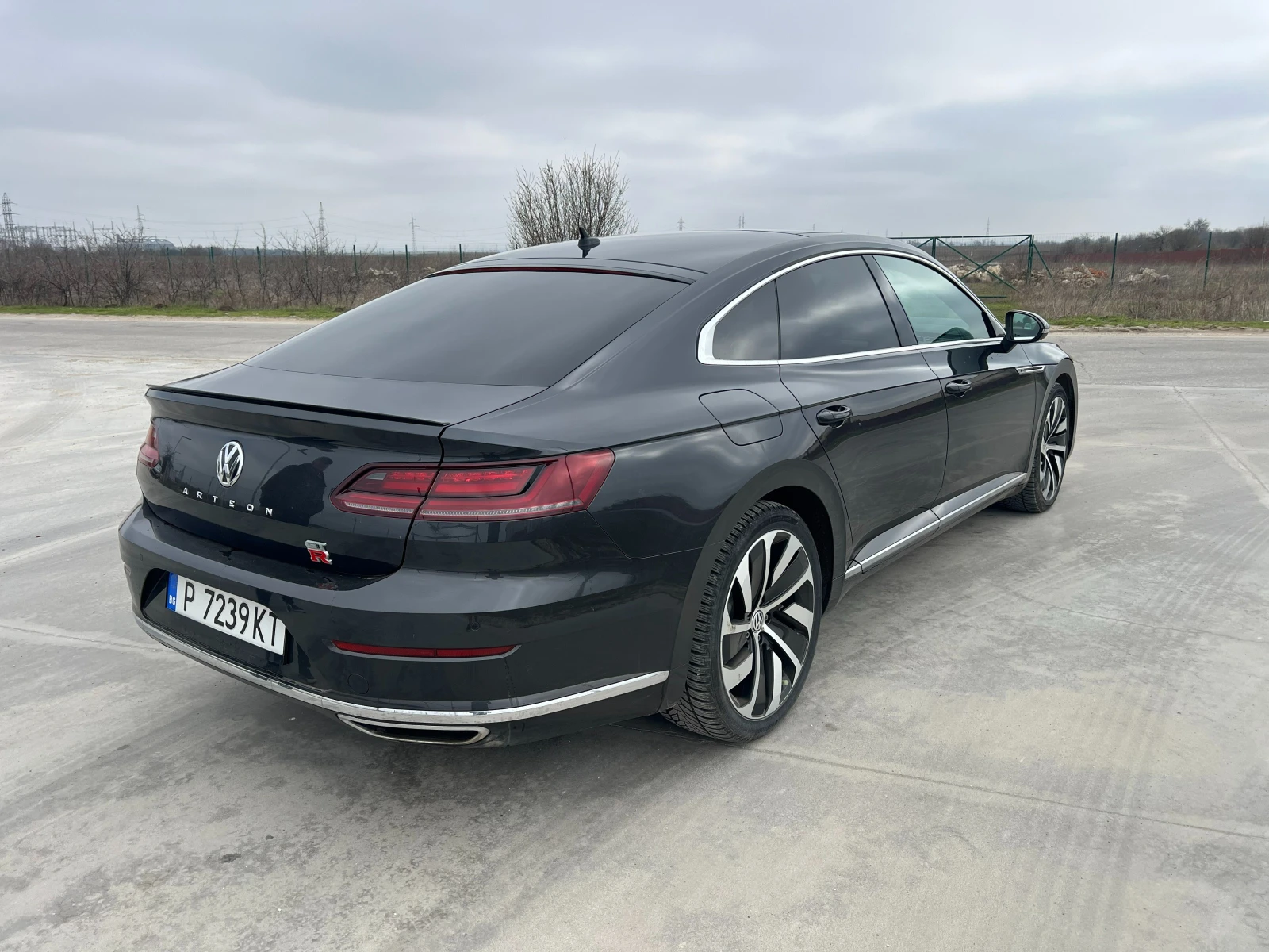 VW Arteon R Line, снимка 3 - Автомобили и джипове - 53846631