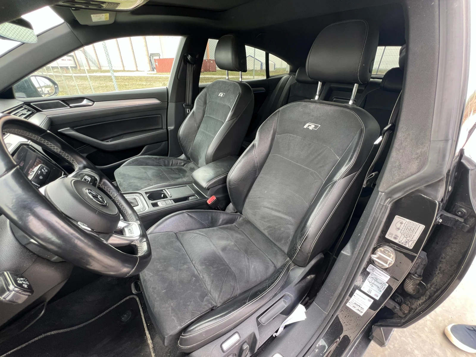 VW Arteon R Line, снимка 10 - Автомобили и джипове - 53846631