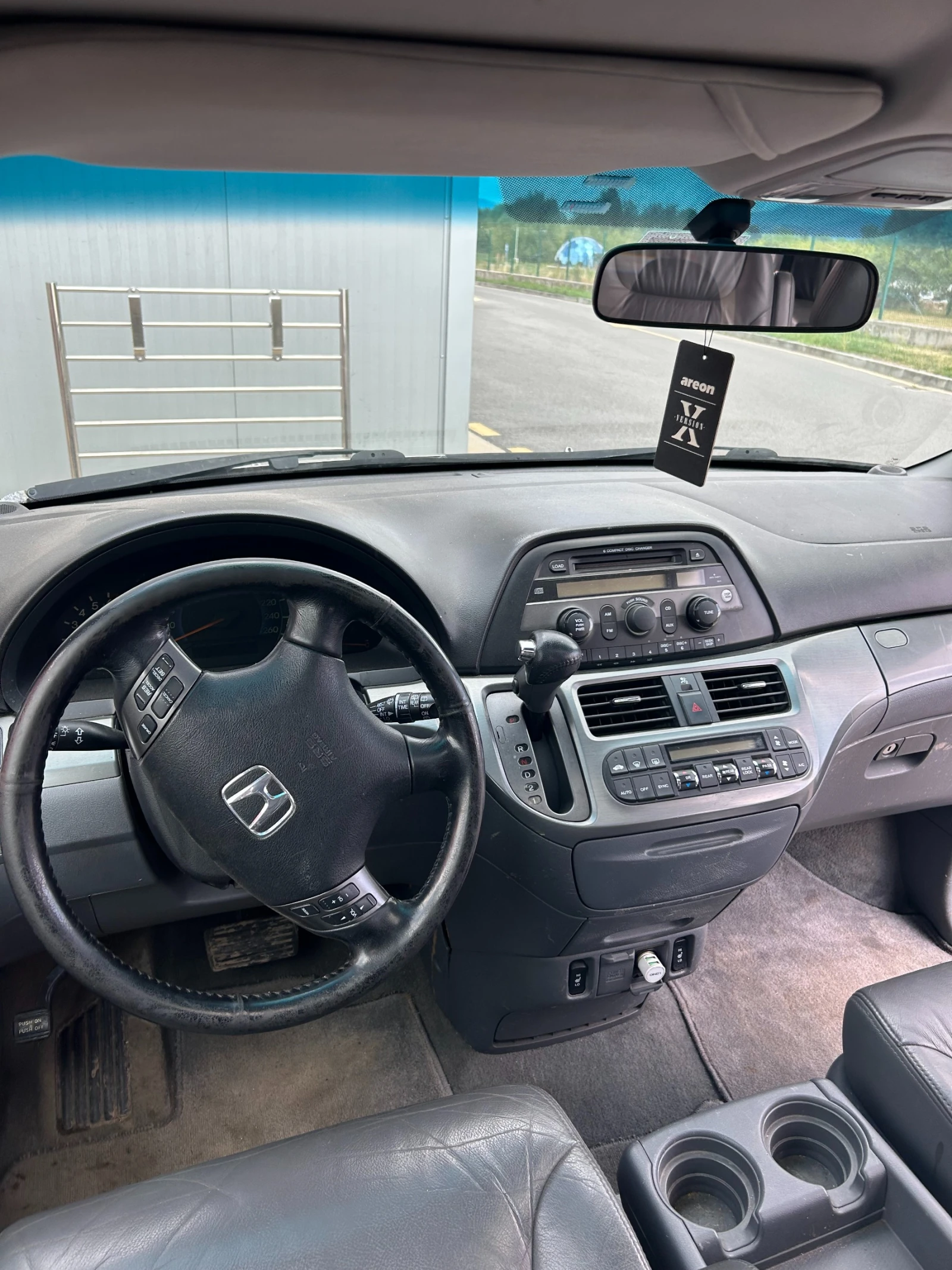 Honda Odyssey, снимка 13 - Автомобили и джипове - 54262095