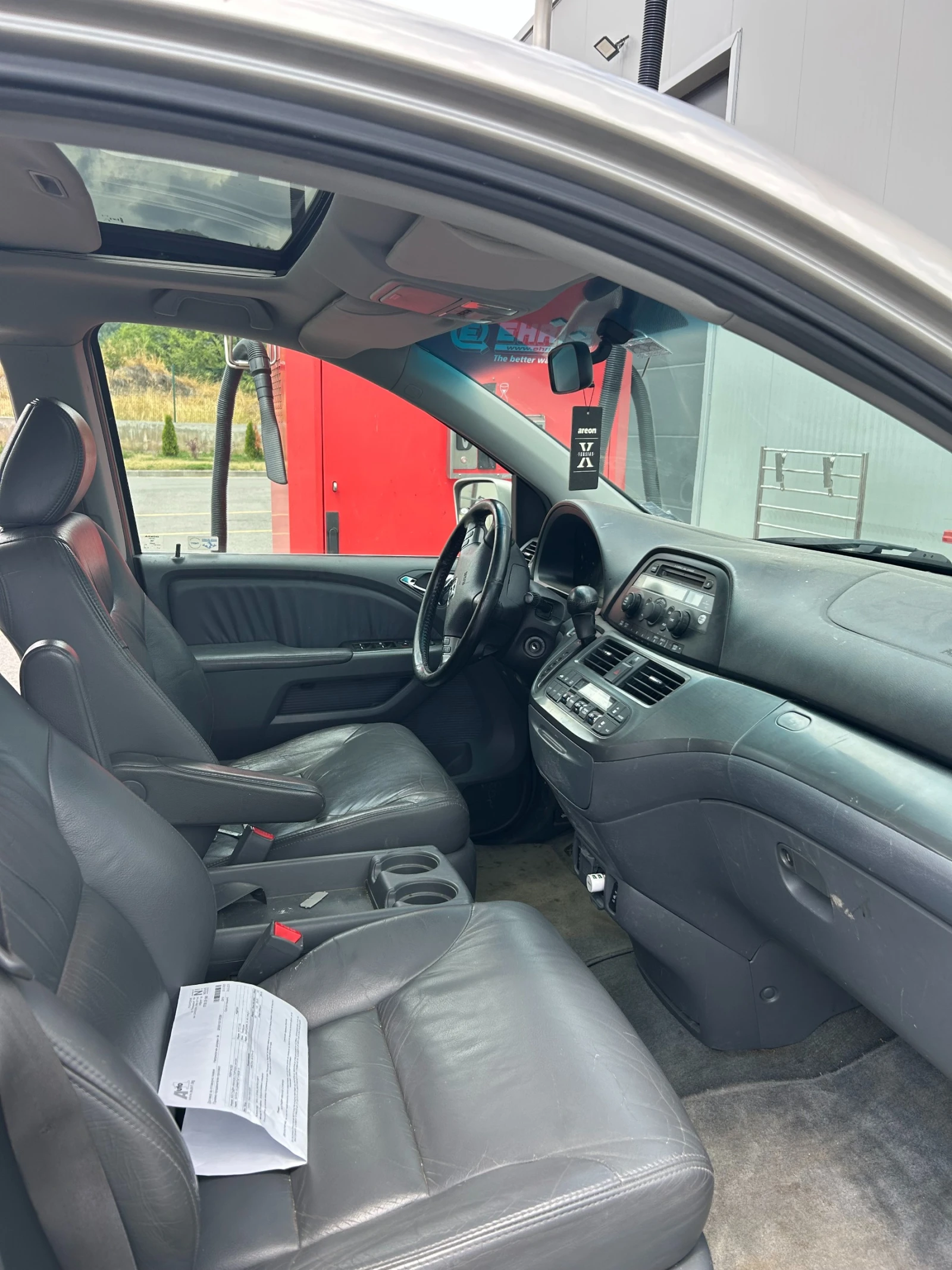 Honda Odyssey, снимка 12 - Автомобили и джипове - 54262095