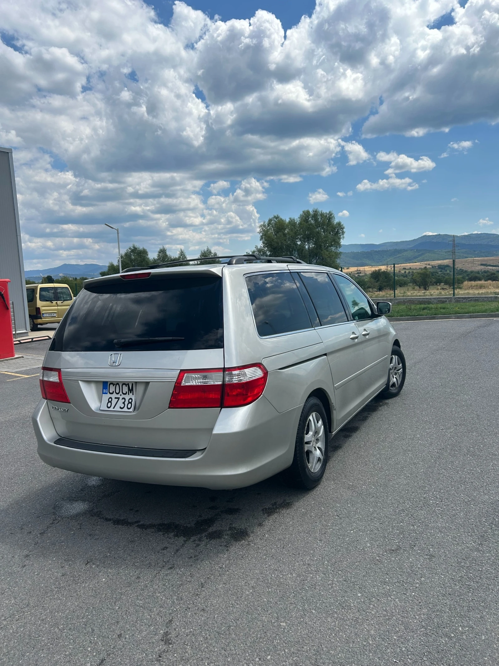 Honda Odyssey, снимка 4 - Автомобили и джипове - 54262095