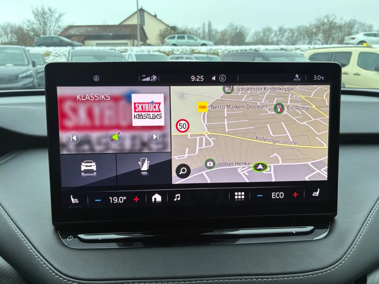 Skoda Enyaq 60 Sportline, снимка 9 - Автомобили и джипове - 53976333