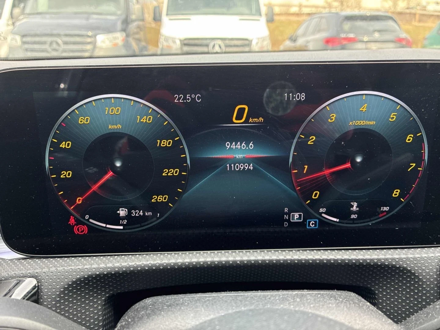 Mercedes-Benz A 220 AMG-pkg* Keyless* CarPlay* Подгрев* Пано, снимка 9 - Автомобили и джипове - 54065403