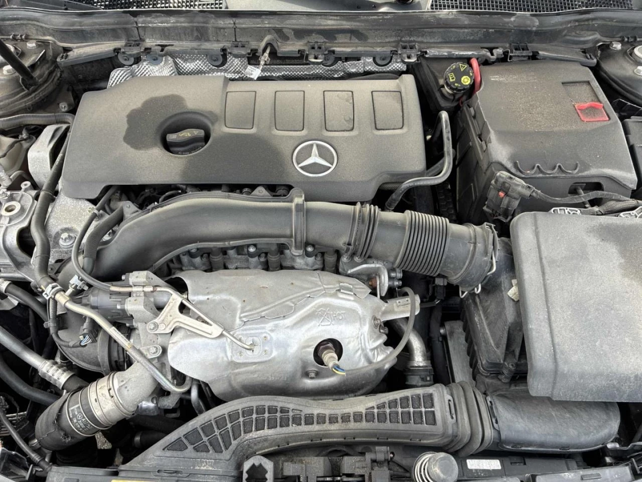 Mercedes-Benz A 220 AMG-pkg* Keyless* CarPlay* Подгрев* Пано, снимка 15 - Автомобили и джипове - 54065403