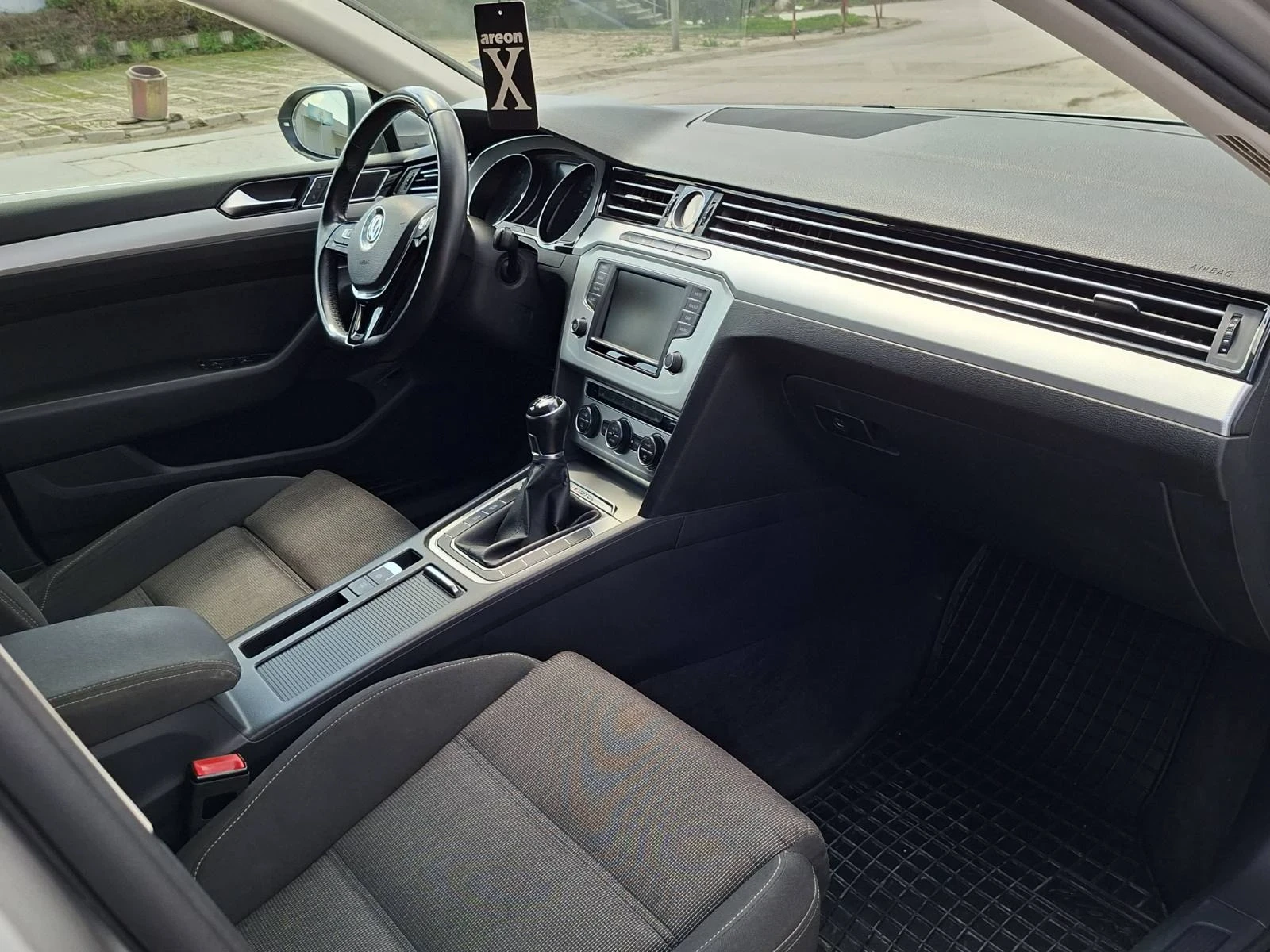 VW Passat 4MOTION 188670км реални!!!!!, снимка 13 - Автомобили и джипове - 54098071