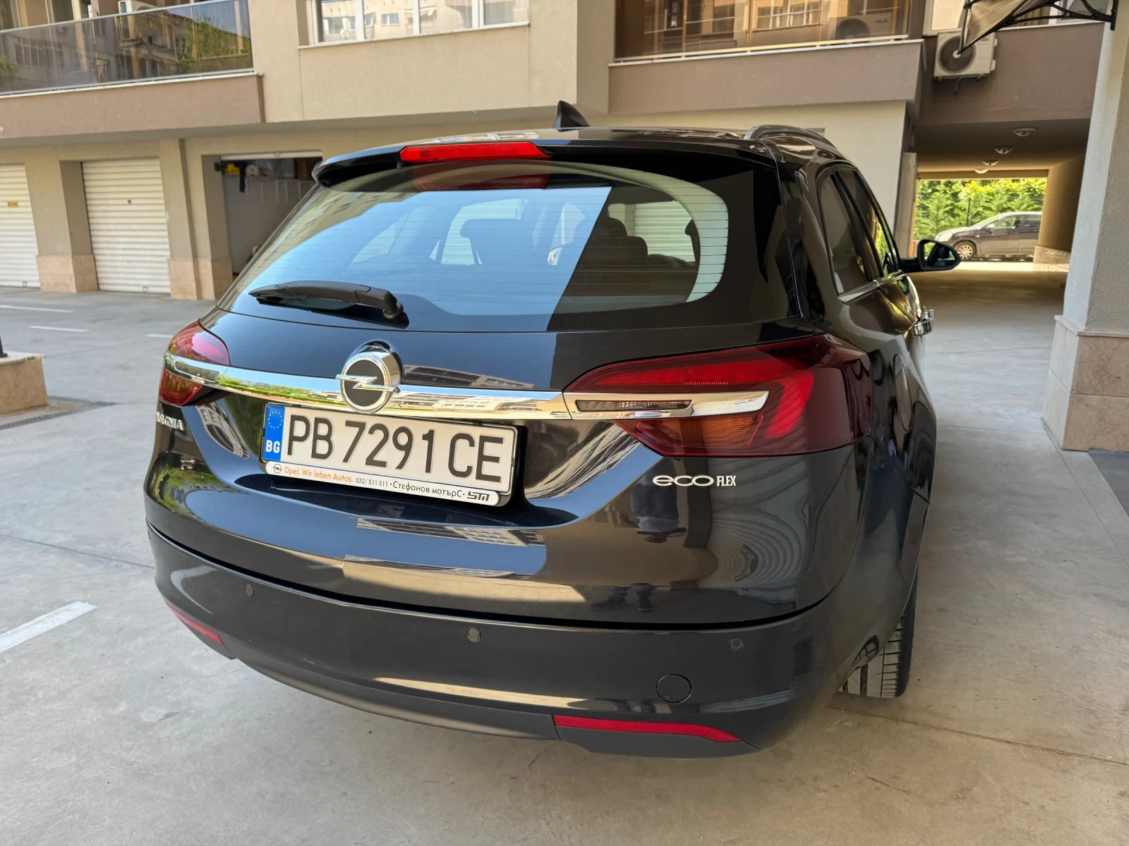 Opel Insignia B14NET/Innovation, снимка 9 - Автомобили и джипове - 54440585