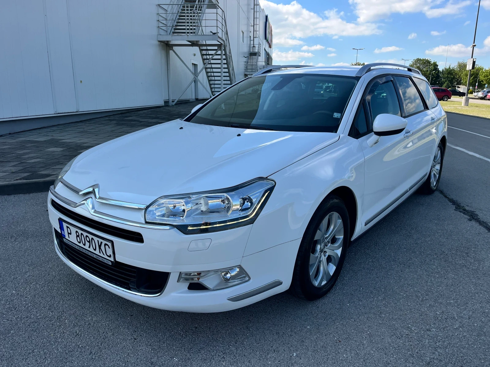 Citroen C5 2, 0HDI-163k.c/FACE/NAVI/LED/АВТОМАТИК/ОБСЛУЖЕН!!!, снимка 3 - Автомобили и джипове - 54598610