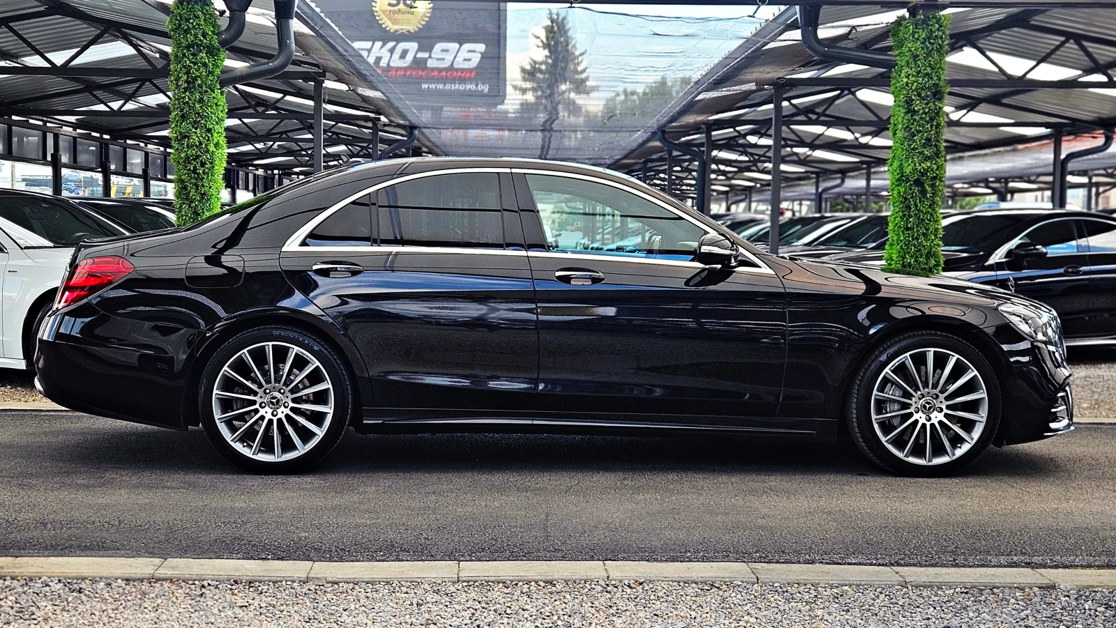 Mercedes-Benz S 350 AMG/4М/DISTR/HUD/PANO/BURMES/360CAM/ВАКУ/MAСАЖ/ОБД, снимка 4 - Автомобили и джипове - 54869235