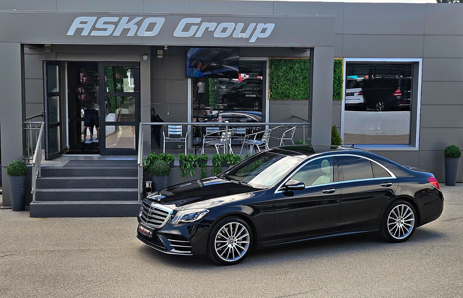Mercedes-Benz S 350 AMG/4М/DISTR/HUD/PANO/BURMES/360CAM/ВАКУ/MAСАЖ/ОБД, снимка 17 - Автомобили и джипове - 54869235