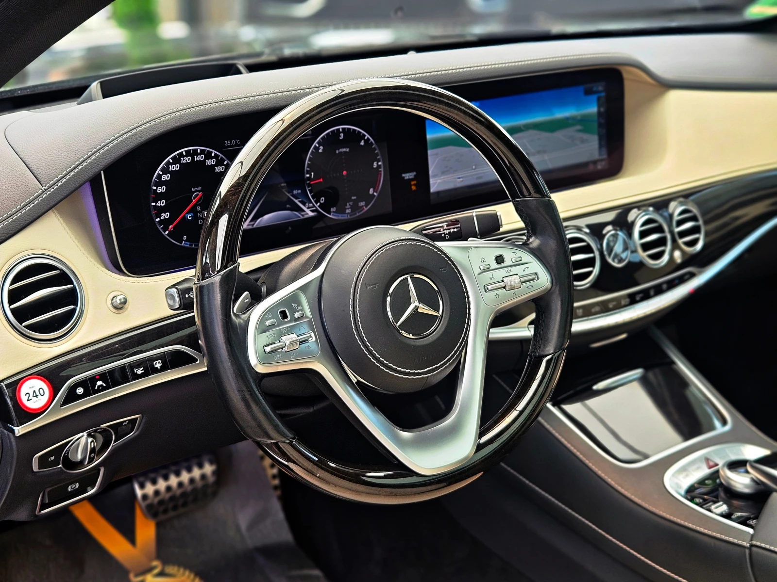 Mercedes-Benz S 350 AMG/4М/DISTR/HUD/PANO/BURMES/360CAM/ВАКУ/MAСАЖ/ОБД, снимка 10 - Автомобили и джипове - 54869235