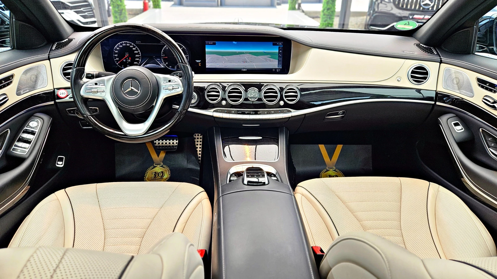Mercedes-Benz S 350 AMG/4М/DISTR/HUD/PANO/BURMES/360CAM/ВАКУ/MAСАЖ/ОБД, снимка 8 - Автомобили и джипове - 54869235