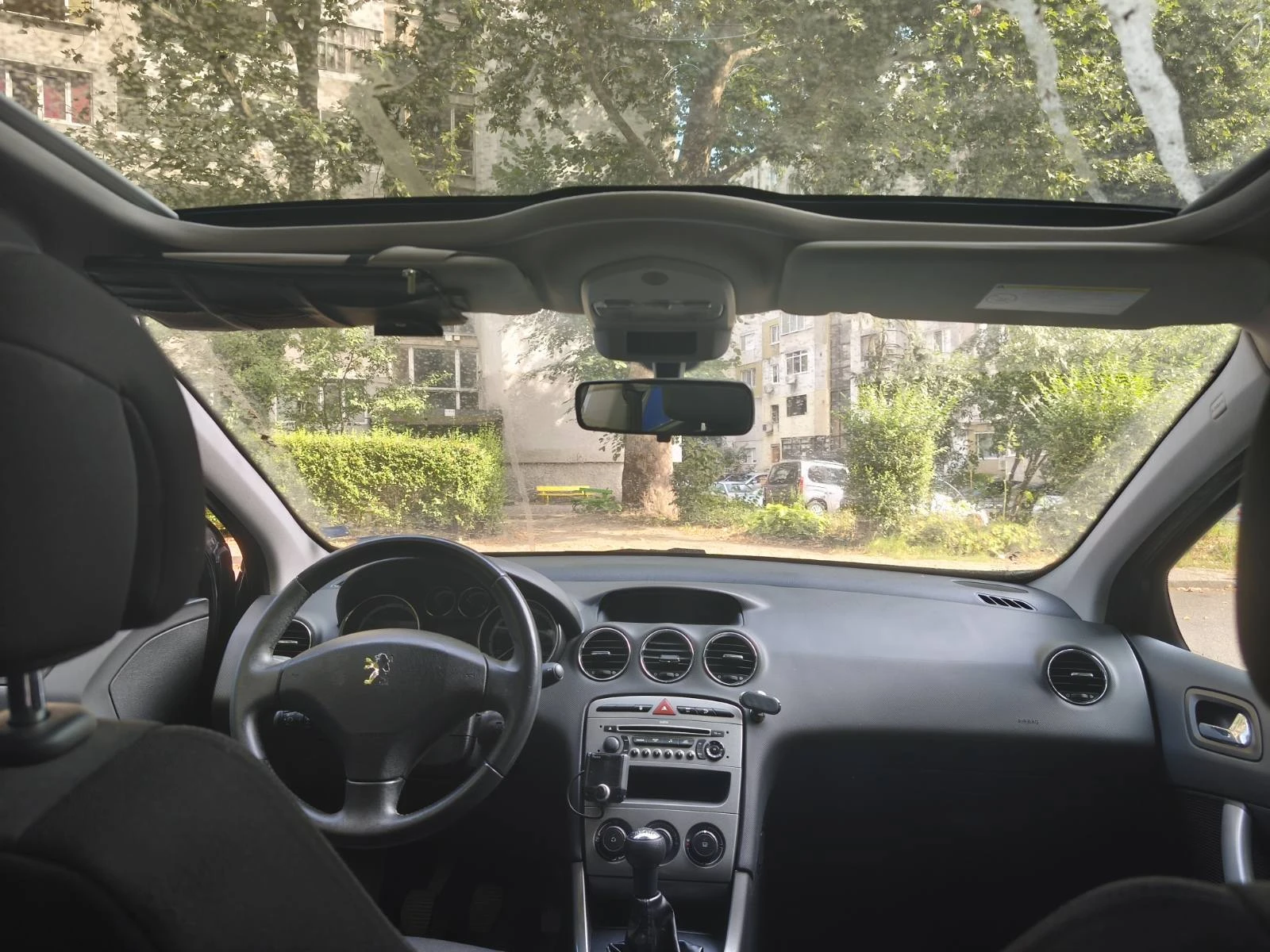 Peugeot 308 1.6i, снимка 5 - Автомобили и джипове - 55223278