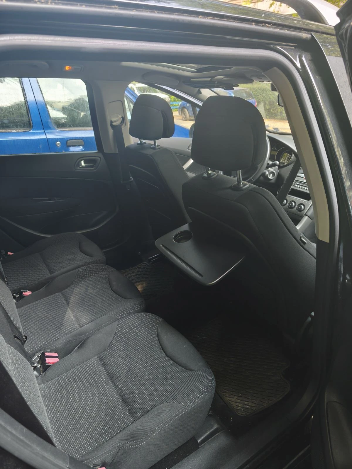 Peugeot 308 1.6i, снимка 6 - Автомобили и джипове - 55223278