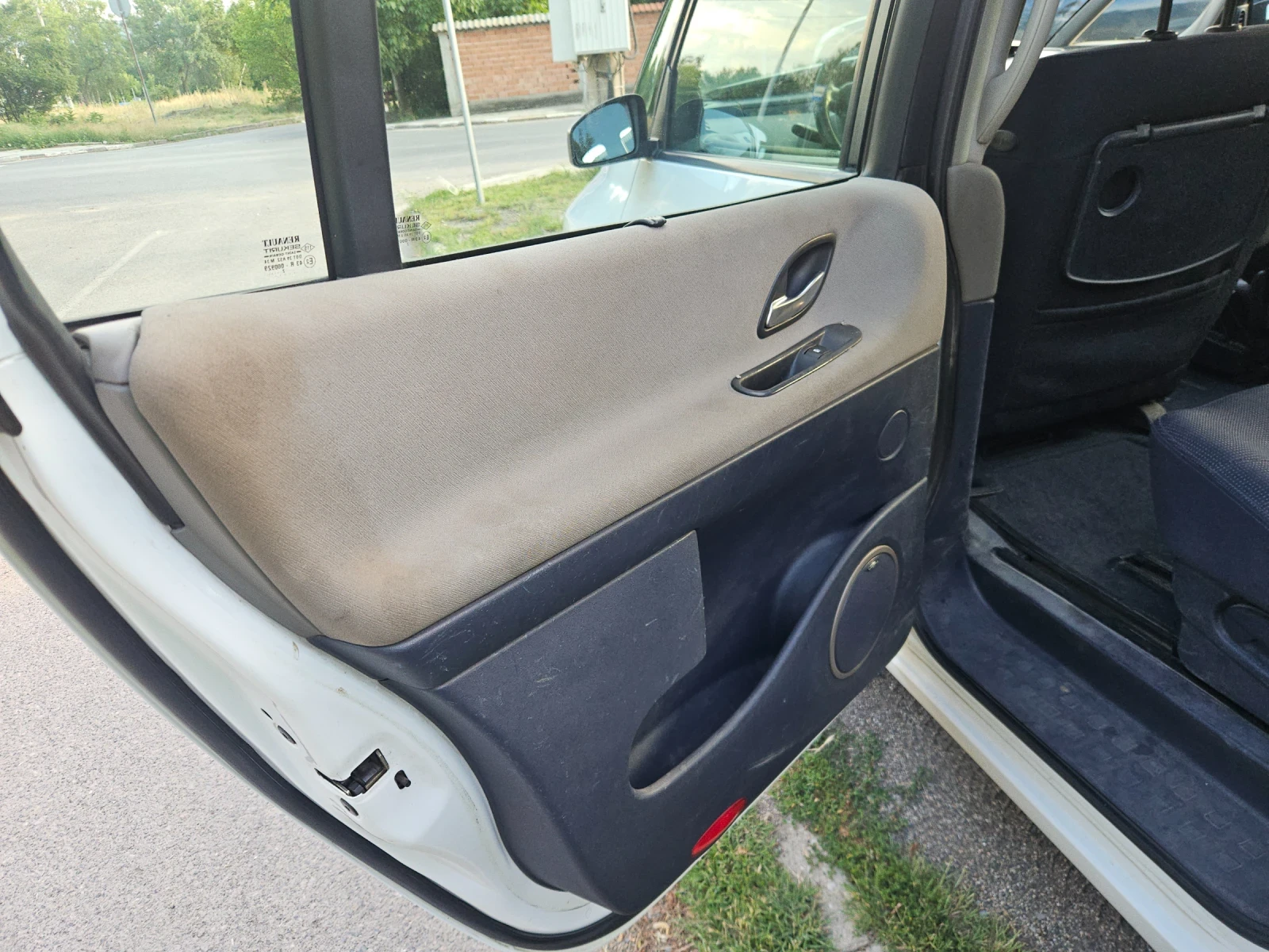 Renault Grand espace 7 места, снимка 6 - Автомобили и джипове - 55317969
