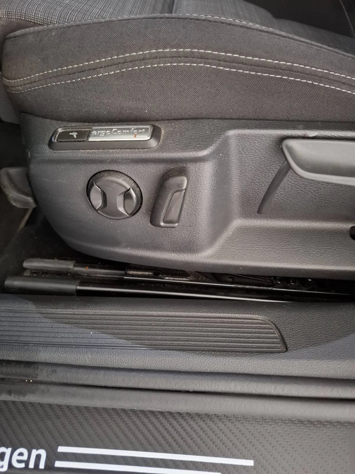 VW Passat B8.5, снимка 11 - Автомобили и джипове - 55512743